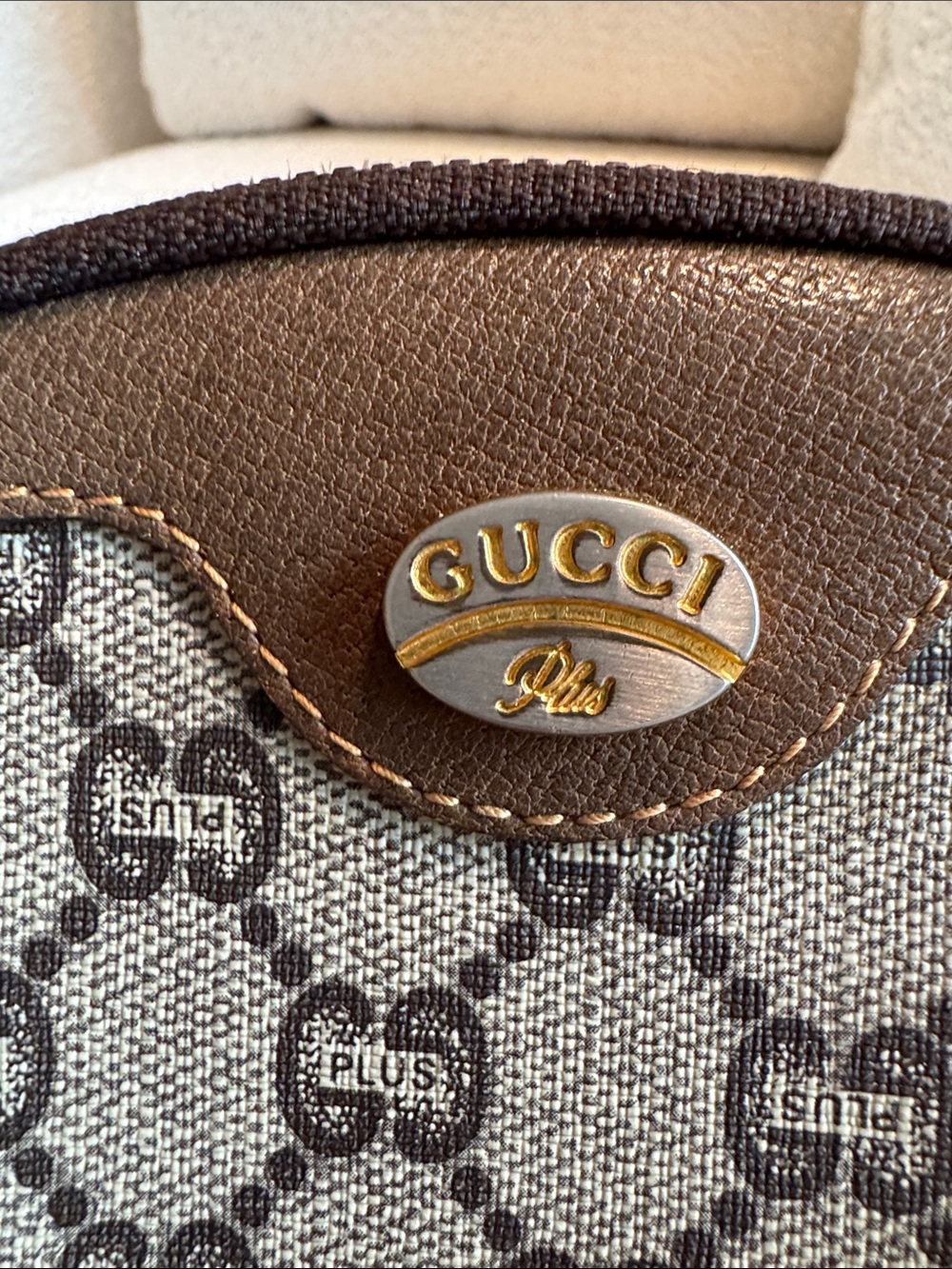 Gucci Beige and Brown Monogram Crossbody Bag - Picture 2 of 10